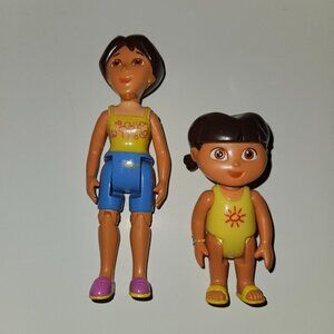 2 Dora the Explorer Toy Poseable Figures Lot Mom Yellow Swimsuit Mattel READ
